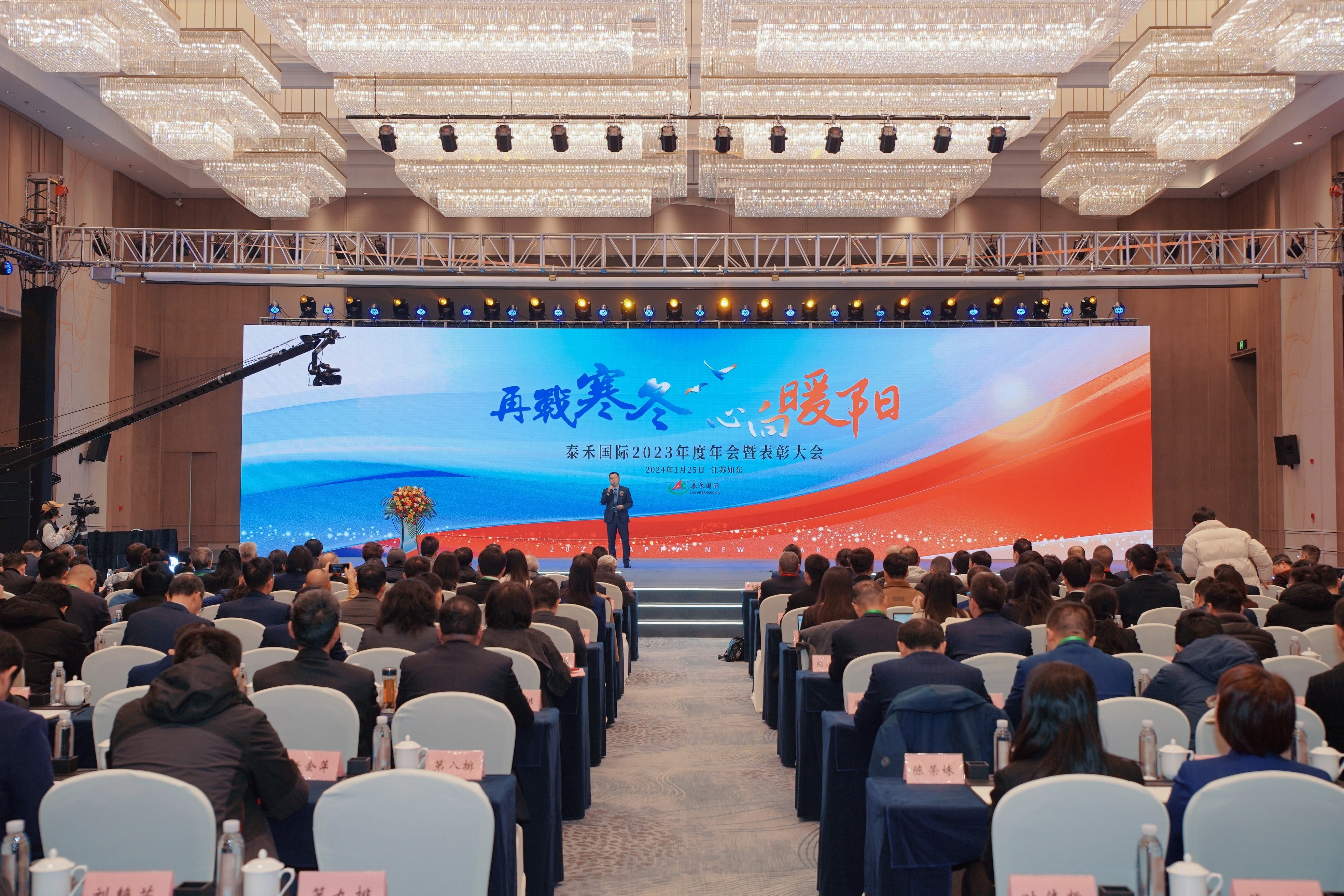 ��ս�϶�?����ů�� | AG�콢������2023�������߱�����Բ���ٿ�